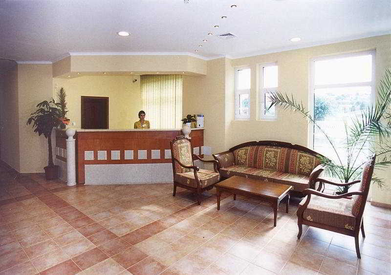 Apartcomplex Ritza 圣君士坦丁和海伦那 外观 照片
