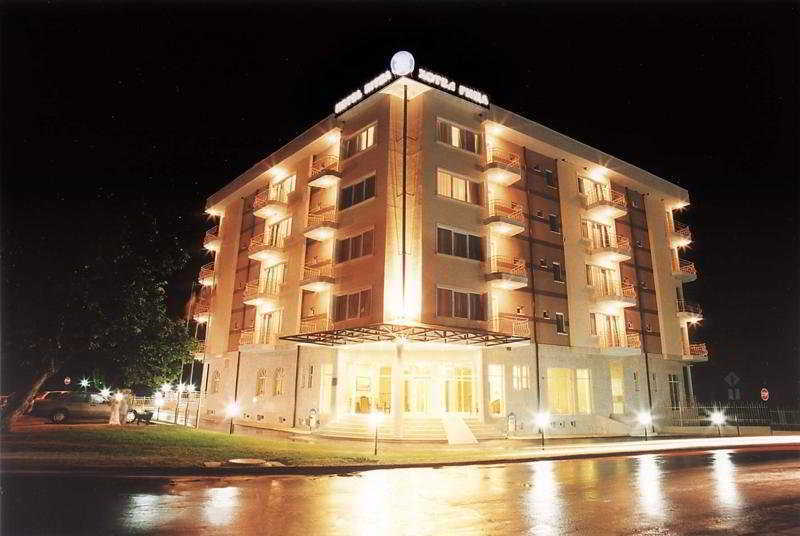 Apartcomplex Ritza 圣君士坦丁和海伦那 外观 照片