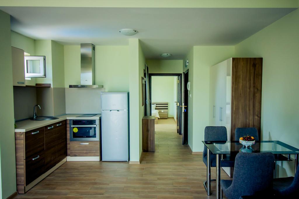 Apartcomplex Ritza 圣君士坦丁和海伦那 外观 照片