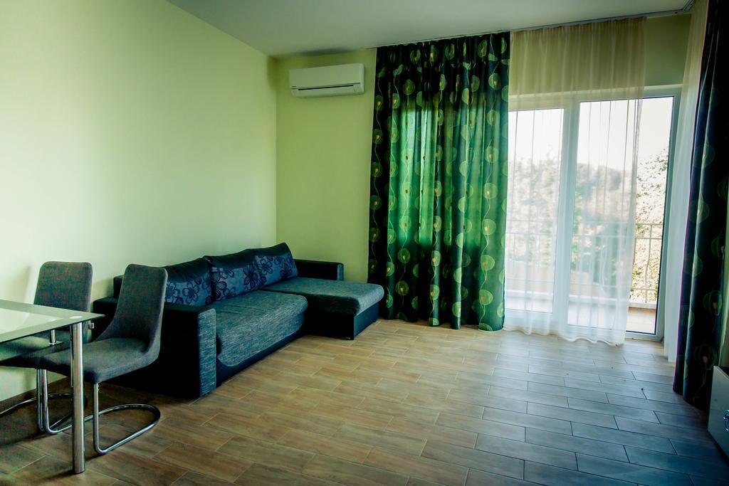 Apartcomplex Ritza 圣君士坦丁和海伦那 外观 照片