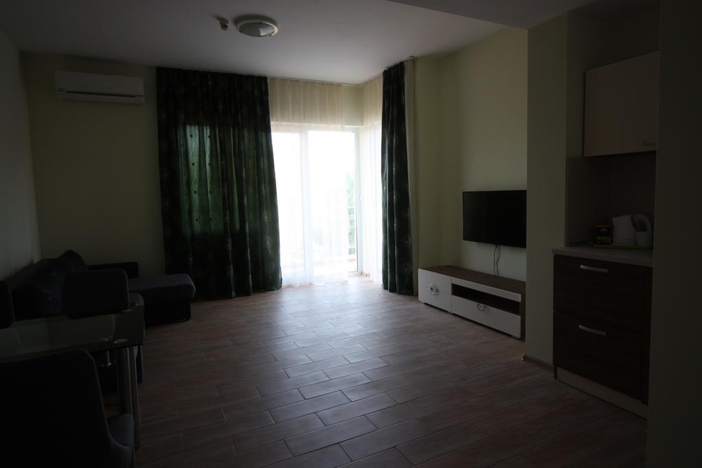 Apartcomplex Ritza 圣君士坦丁和海伦那 外观 照片
