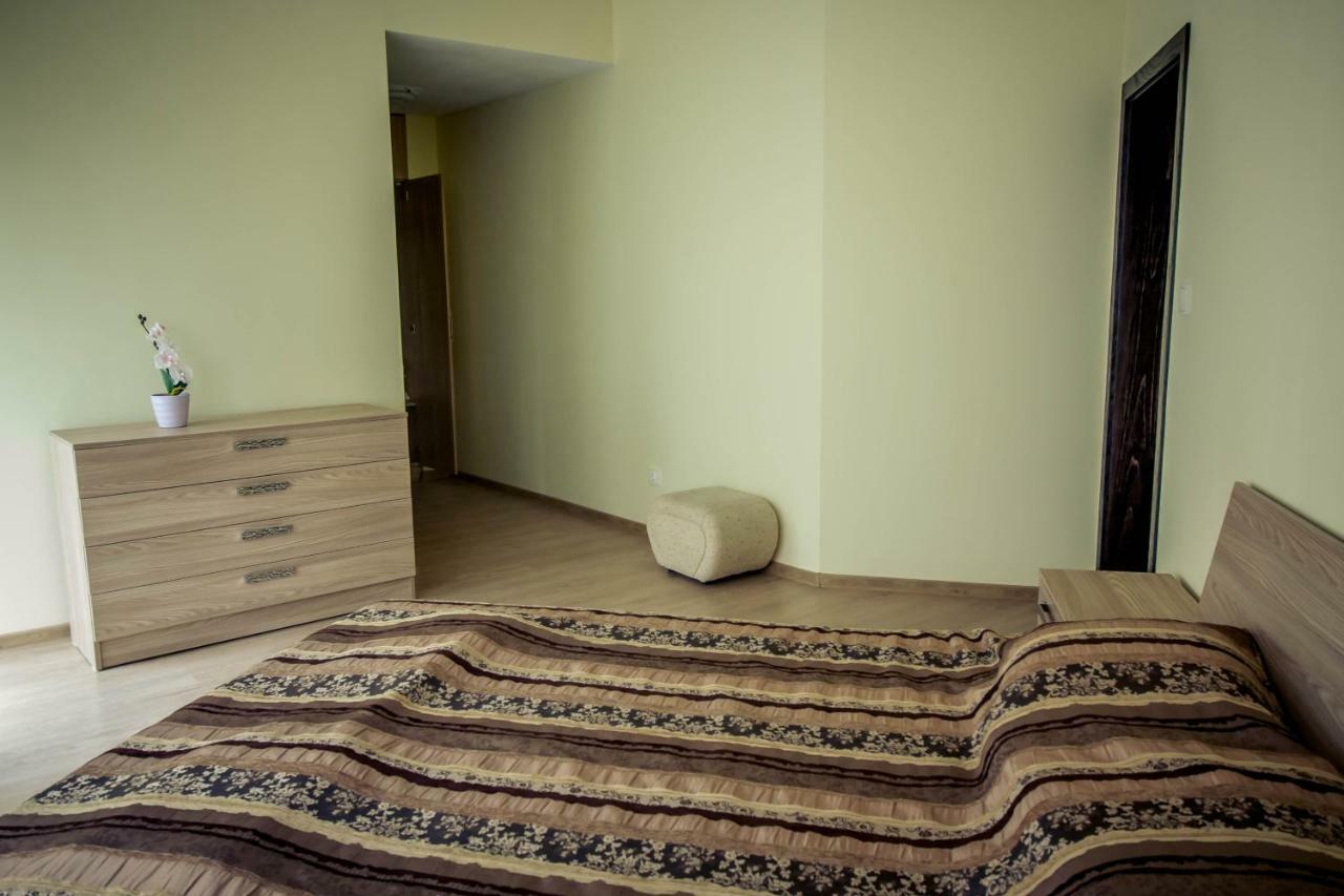 Apartcomplex Ritza 圣君士坦丁和海伦那 外观 照片
